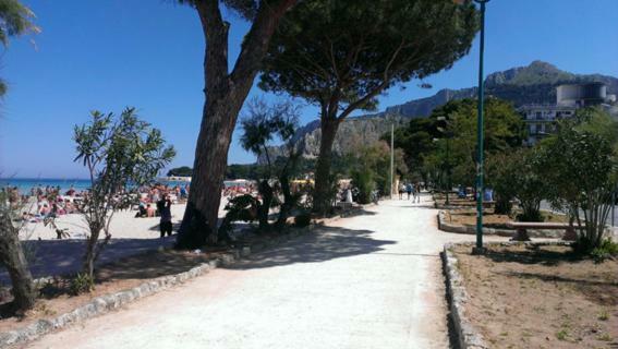 Near The Beach Palermo Exteriör bild